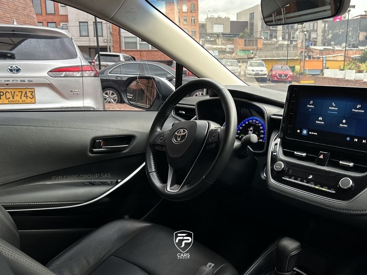 Toyota Corolla XEI 2024 Usado Automático Interior FYP Cars Group