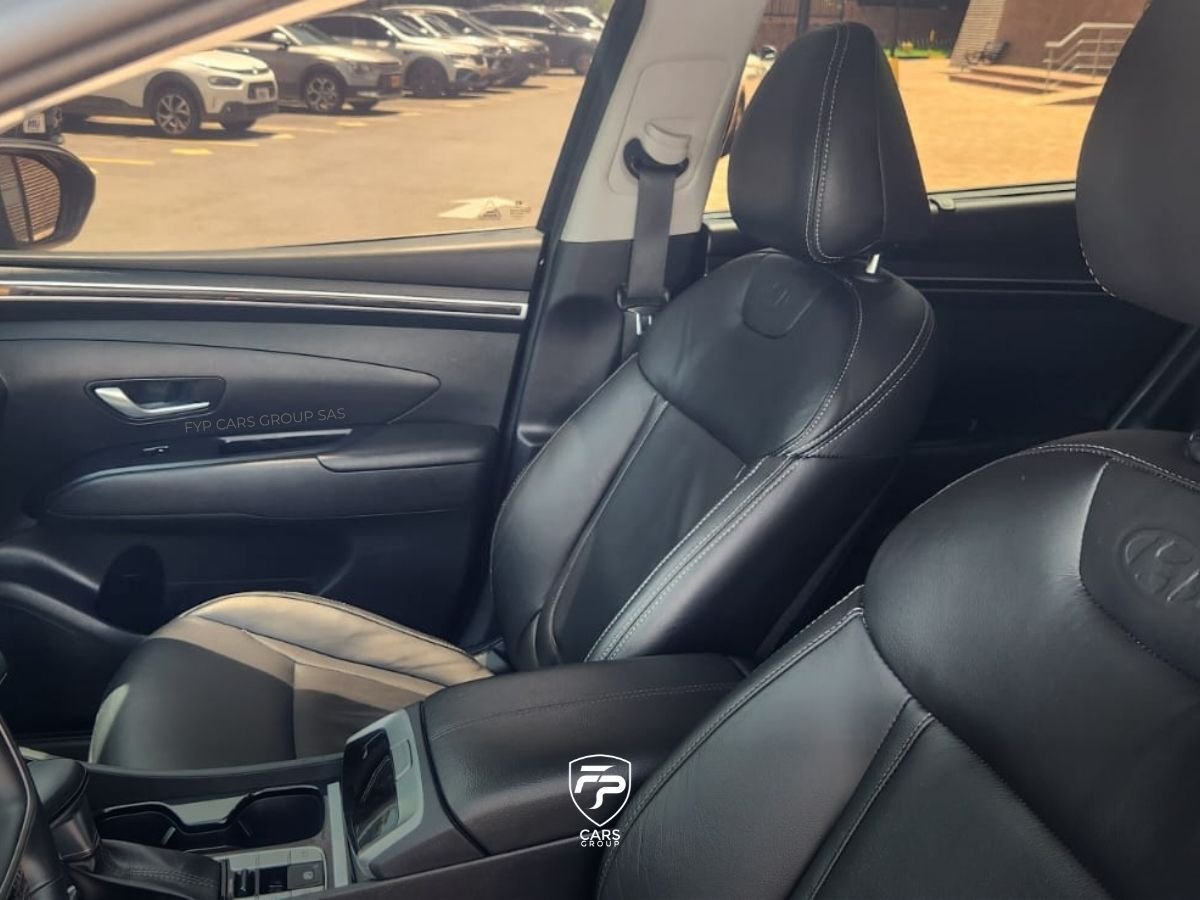 Hyundai Tucson Premium Modelo 2022 2.0 Gasolina 4x2 Caja Automática - Image 16