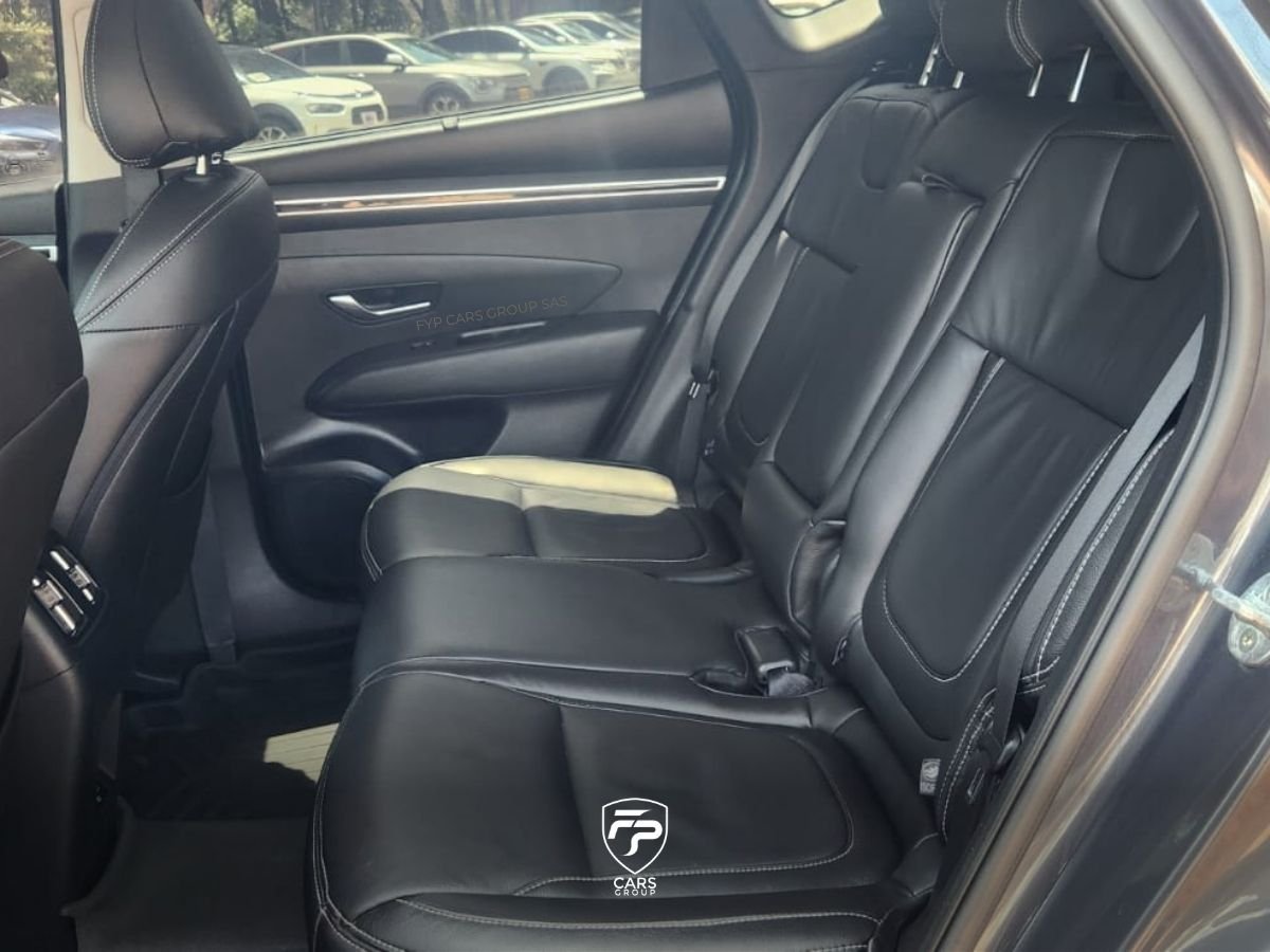 Hyundai Tucson Premium Modelo 2022 2.0 Gasolina 4x2 Caja Automática - Image 14